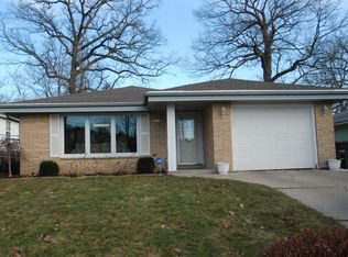 11757 W Homewood Ave, Wauwatosa, WI 53226