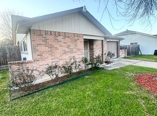10738 Highland Woods Dr, Sugar Land, TX 77498