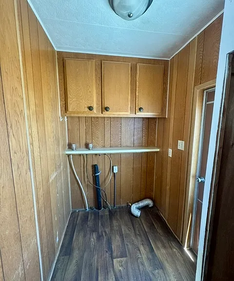 26599 Nudgent St — Photo 8