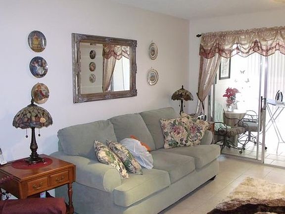 2nd image of 145 N Hill Ave #130