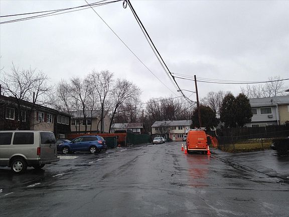 5th image of 35 Brownsell Ave