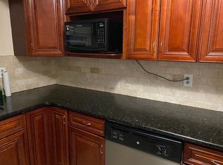 38 Mac Arthur St, Iselin, NJ 08830