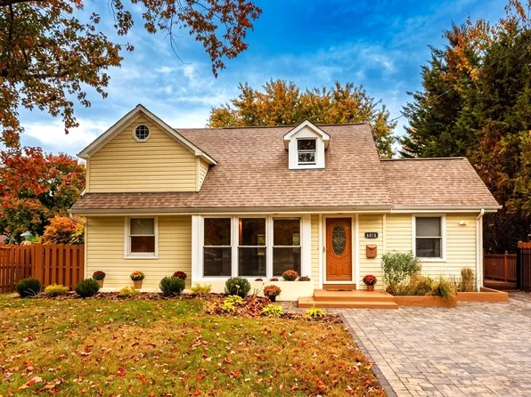6810 Quander Rd, Alexandria, VA 22307