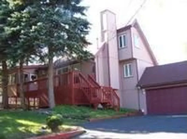 920 Forest Ln, Lake Ariel, PA 18436