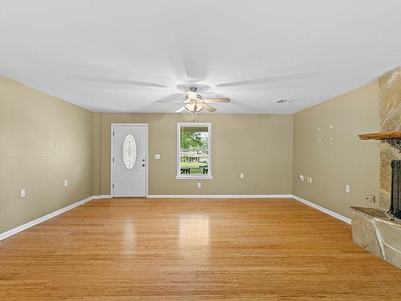 5th image of 26539 Mandane Dr