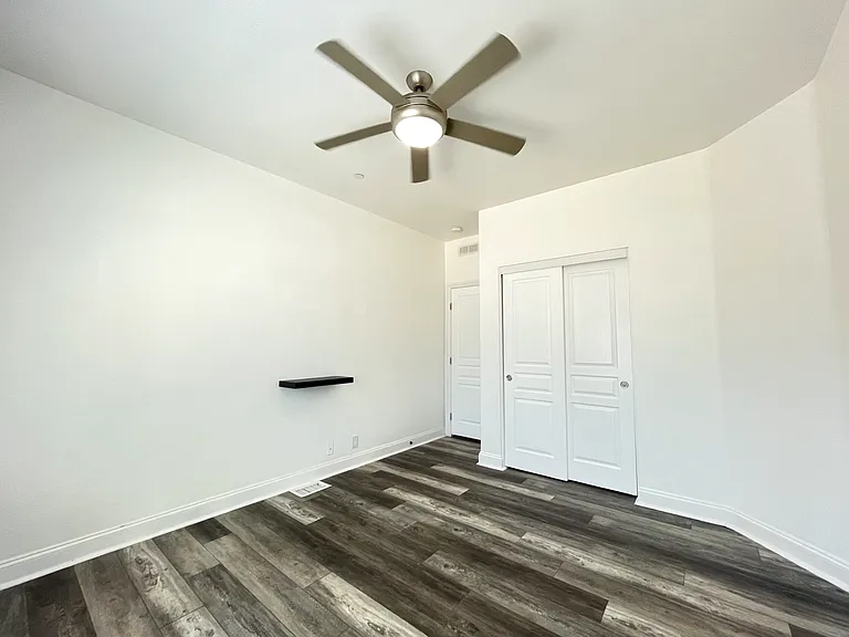 2203 Portola St — Photo 10
