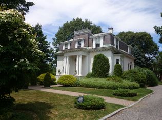 61 Pond St, Jamaica Plain, MA 02130