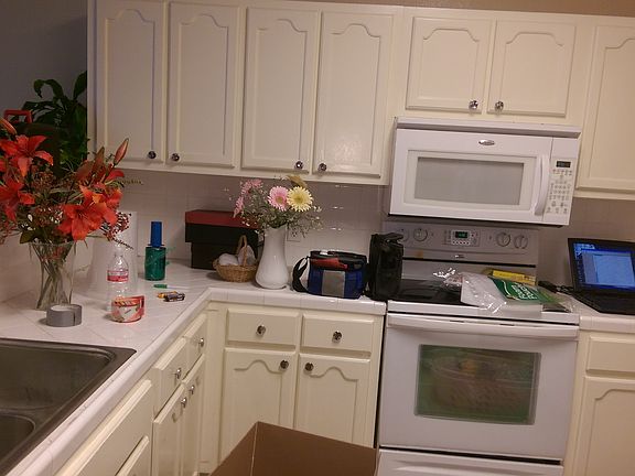 3rd image of 68 Chapel Hill Cir