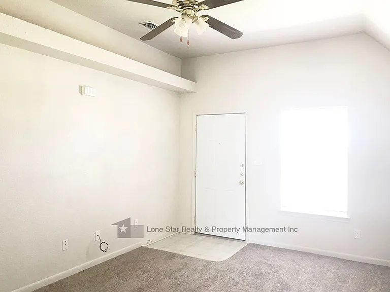 3602 Littleleaf — Photo 8