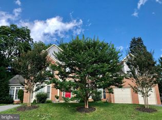 11701 Gregerscroft Rd, Potomac, MD 20854