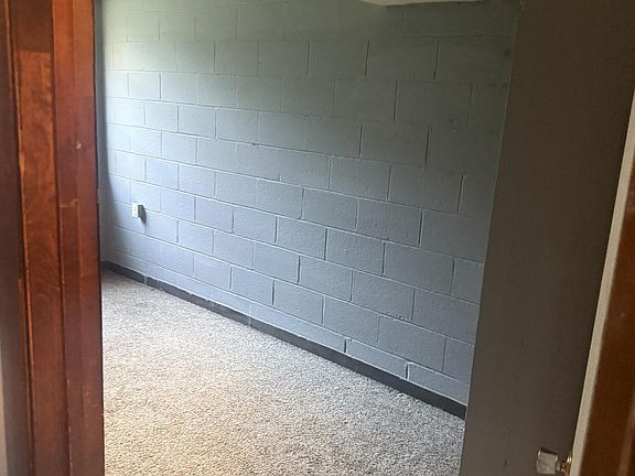 3rd image of 25 S Gamble St