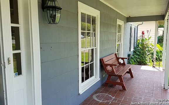 5th image of 654 Sutton Dr