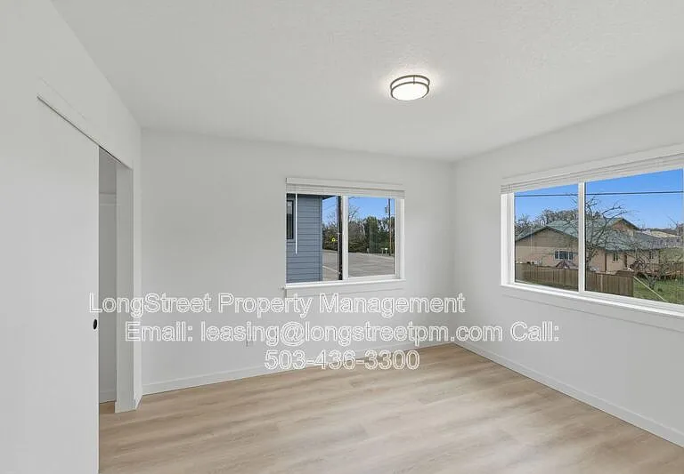 820 S 19th St — Photo 25
