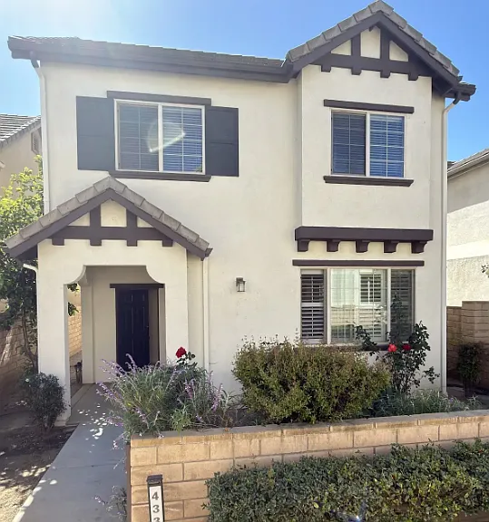 433 Merced Ct — Photo 1