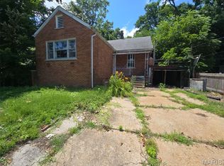 2721 Old Hanley Rd, Saint Louis, MO 63114
