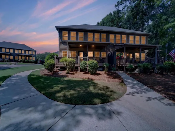 401 Port Laz Ln, Eatonton, GA 31024