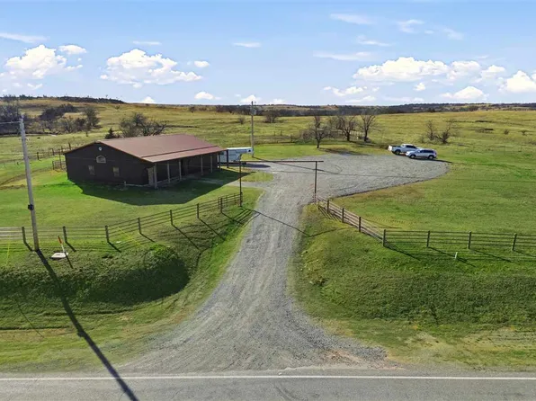 614 N Perry Rd, Orlando, OK 73073