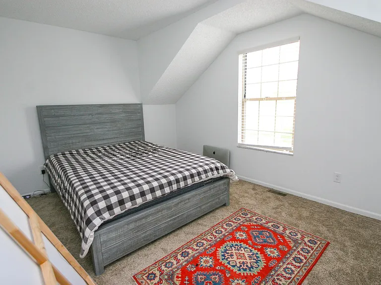 1310 Abbeyhill Dr — Photo 22