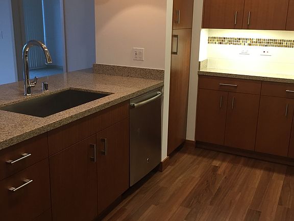 3rd image of 555 South St #1507