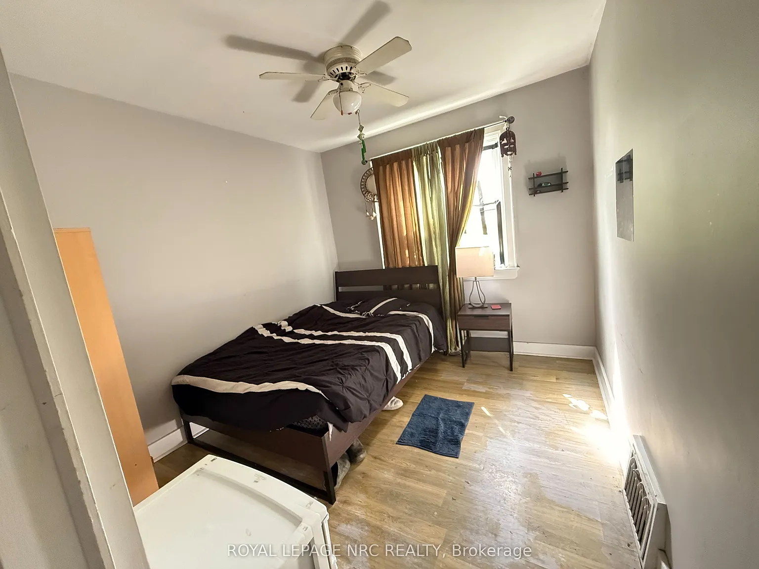 4 bed, $2,300 — Photo 4
