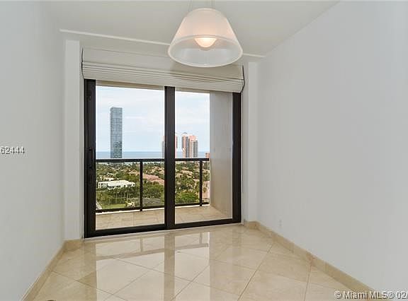 3rd image of 19667 Turnberry Way APT 17J