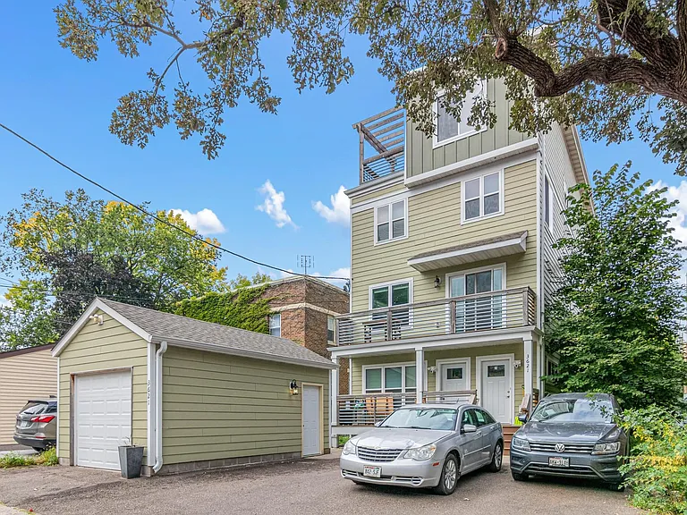 3621 Bryant Ave S #2 — Photo 28