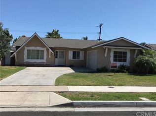 5902 Meadowlark Dr, Huntington Beach, CA 92649