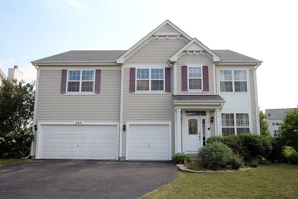 285 W Olmsted Ln