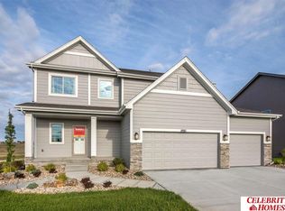 17831 Tibbles St, Omaha, NE 68116