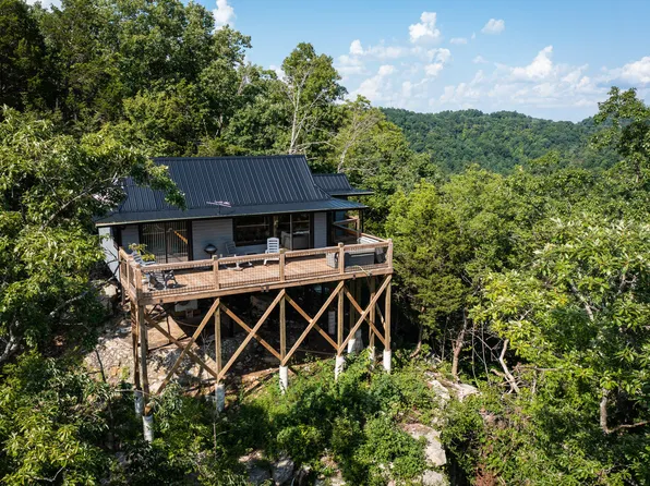 85 Gala Ln, Stanton, KY 40380