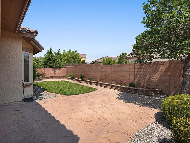 224 Valle Alto Dr NE — Photo 36