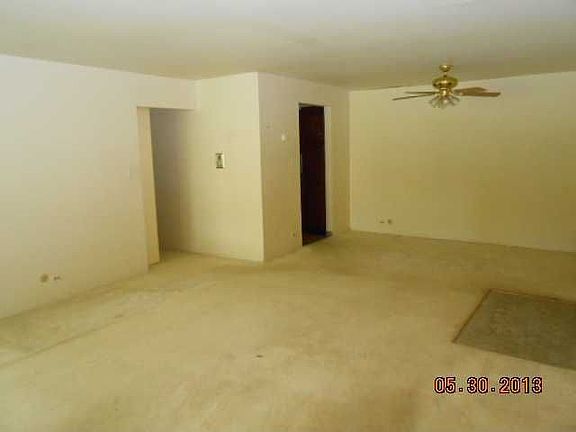 4th image of 4262 W Ford City Dr #D1102