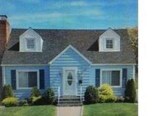 705 Jewett Ave, Bridgeport, CT 06606