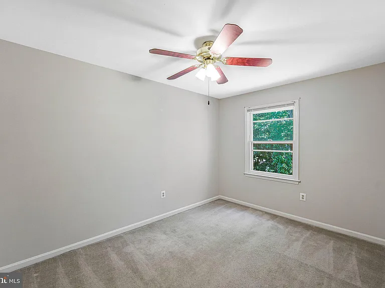 2852 Yarn Ct — Photo 19