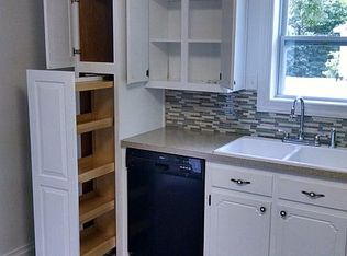 117 Broad St, Kernersville, NC 27284