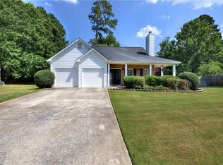15 Freedom Dr NE, Cartersville, GA 30121