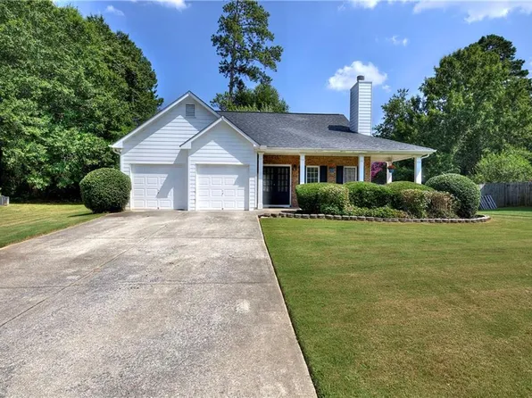 15 Freedom Dr NE, Cartersville, GA 30121