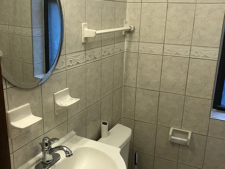 1357 N Ashland Ave #1B — Photo 4