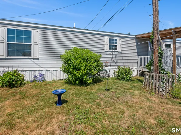 15 Pine Street, East Windsor, CT 06088