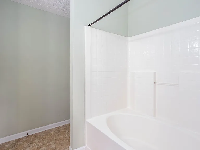 2946 Greyhawk Ln — Photo 28