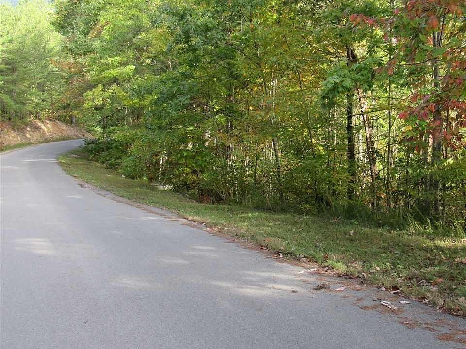 1st image of 35 Round Top Way #35