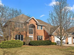 7316 Southwick Dr, Frankfort, IL 60423