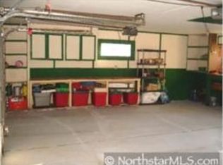 3045 Greenbrier St, Little Canada, MN 55117