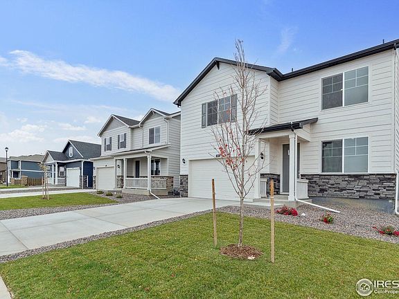 2nd image of 824 Elias Tarn Dr