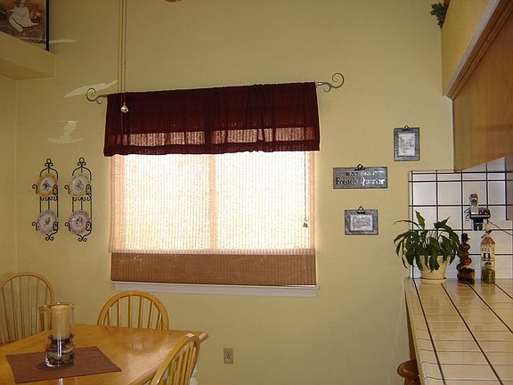 Tiled Bar and Dining Area
