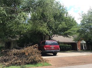 1165 Hunters Lake Dr, Cordova, TN 38018