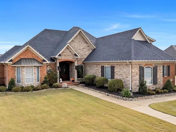 4521 Clubhouse Dr, Jonesboro, AR 72405