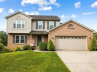 8407 Lakevalley Dr, Cincinnati, OH 45247