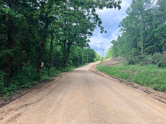 5th image of Indian Creek Rd