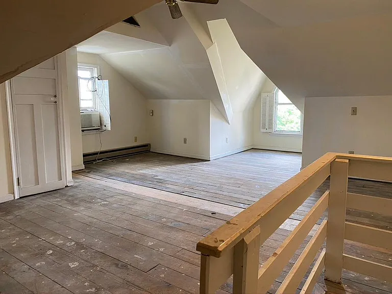 133 S 5th St — Photo 34